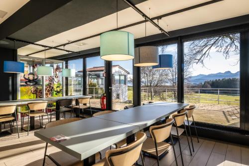 餐廳, Coffee Fellows Hotel Irschenberg Süd (Coffee Fellows Hotel Irschenberg Sud) in 申貝格