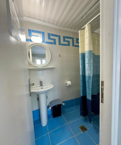 Hotel Lenox – Pythagorion, WY