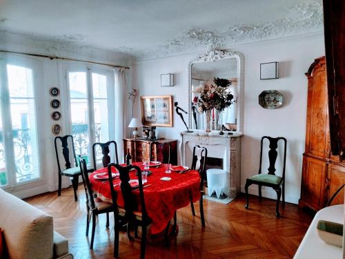 Batignolles chic 75 m2, Paryż