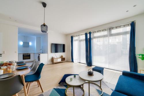 Stylish 3 bdr & Garden Oasis on the Edge of Paris in Saint Mande