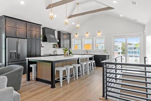 NEW Sugar Plum in Oak Island, Custom home with privated heated pool, Oak Island