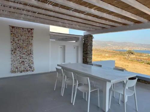 陽台/露台, Chic flat with terrace in Antiparos and sea view in 安蒂帕羅斯