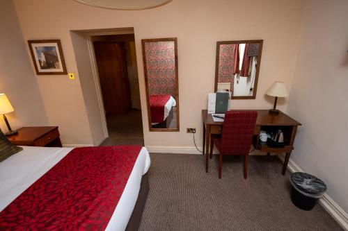 Cross Hands Hotel by Greene King Inns - image 4