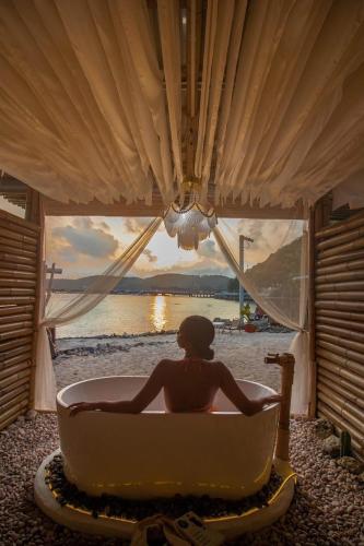 파타야 Bamboo Beachfront Koh Larn 3성급 호텔 레스토랑