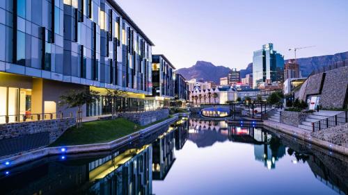 Nabij attractie, Holiday Inn Express Cape Town City Centre By IHG near Iziko Slave Lodge