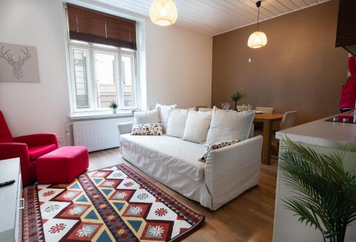 One-Bedroom Apartment image 10