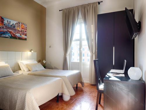 Sunny Guest House Room Type - Twin Room