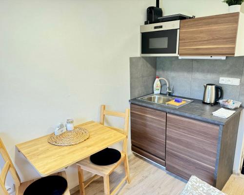 Konyha, Apartmany215 in Strazne