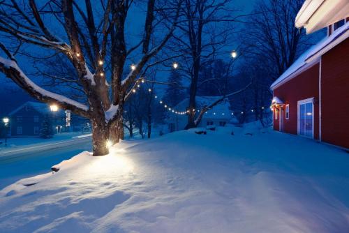 Deerfield Valley Inn - Mt Snow in Dover, USA
