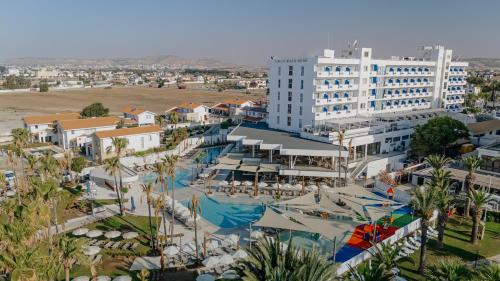 Lordos Beach Hotel & Spa - image 6