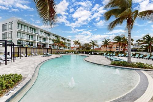 Harbor Island Beach Club Unit 301