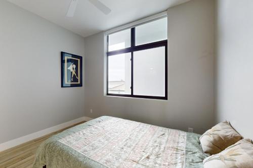 Harbor Island Beach Club Unit 301