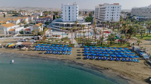 Lordos Beach Hotel & Spa - image 8