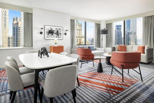 Millennium Hilton New York Downtown - image 12