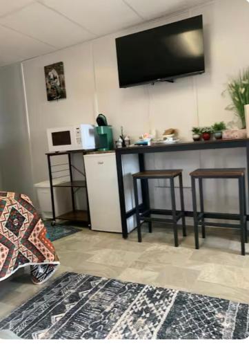 . Geraldton Rooms