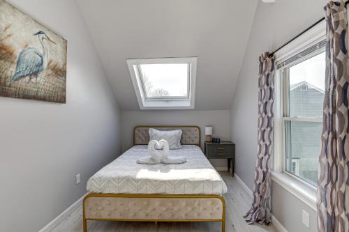 Entire Private Home 2BR 2BTH Quite Area with parking in ซอกัส (MA)