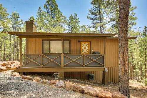 . Cozy Cabin in Greer Hike, Bike and Ski!