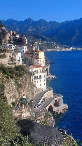 Casa nuova amalfi centro - image 2