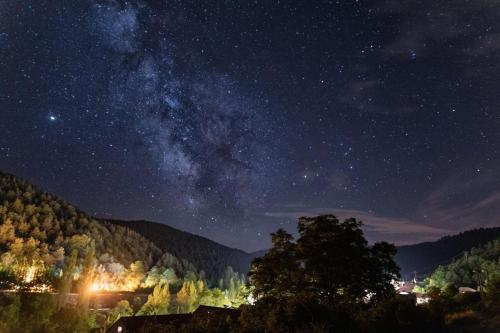 Tuvākā izklaides vieta, Apartamentos Rurales Balisa in Oronz