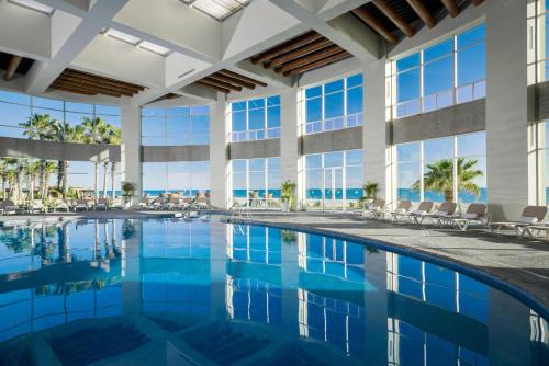 Swimming pool, Luna Blanca 702 by Kivoya in Playa Encanto