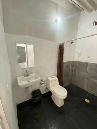 Bathroom, El Amanecer de Chiltepec in Puerto Ceiba