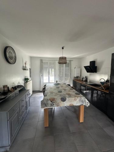 Appartement chaleureux proche des stations de skis in 皮耶爾雷菲特內斯塔拉