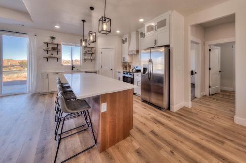 New & Modern Escape, Moab (foto 9)