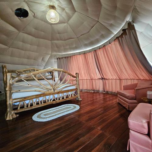 Love Glamping Dome in Guacimo