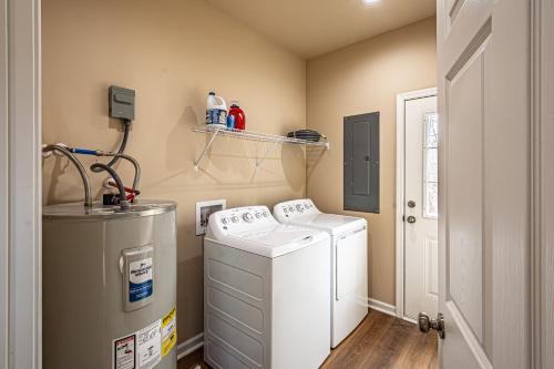 Red Door Cottage Red Door Cottage