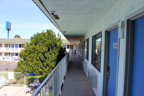 Facilities, Motel 6-King City, CA in King City (CA)