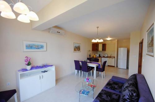 Apartments with a parking space Dubrovnik - 4732