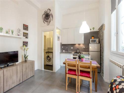 Meri Apartment - main image