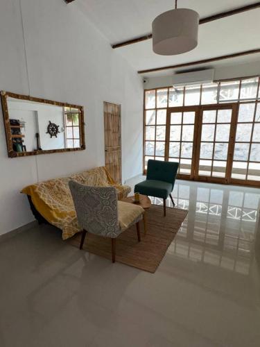 Terraza del Sol near Capitán FAP Pedro Canga Rodríguez Airport