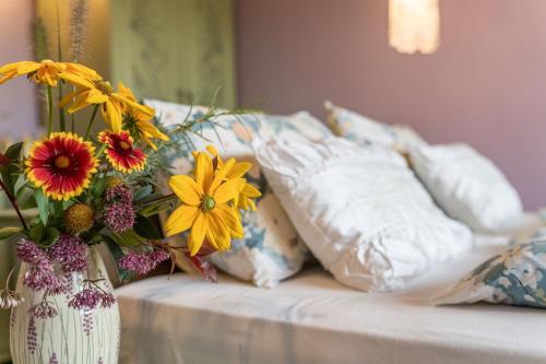 1 queen bed