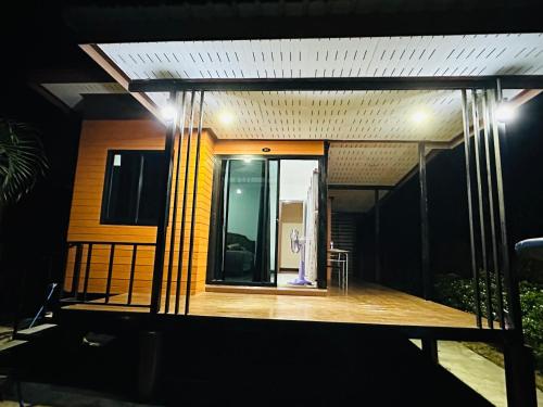 コージュム / コーフー（クラビ） Star Garden Home ホテル プール