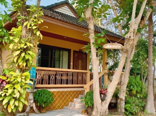 SUAN SANG CHAN RIVERSIDE RESORT - 숙소 외관