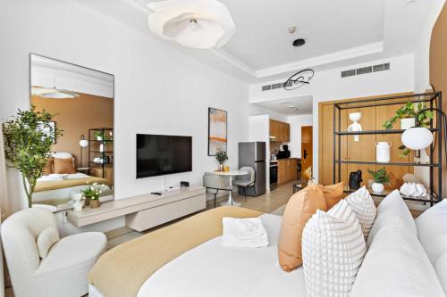 Silkhaus Vacation Homes New Studio in ASB Tower Walking distance to mall - image 7