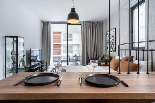 Dusk - Harmonic Studio by Plus 49 in Mackenzie, Larnaka (fotografie 4)