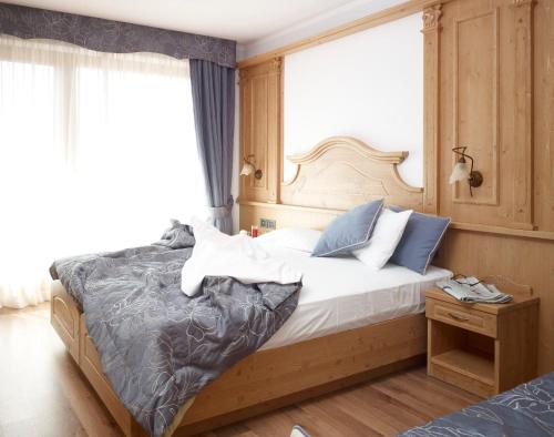 Junior Suite with Mountain View