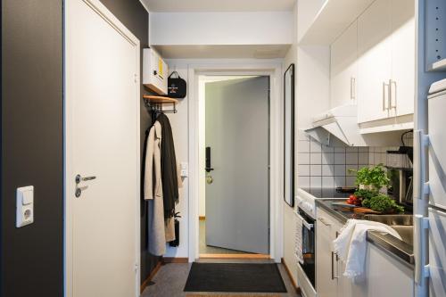 Guestly Homes - Nordic Studio in 呂勒奧郊區