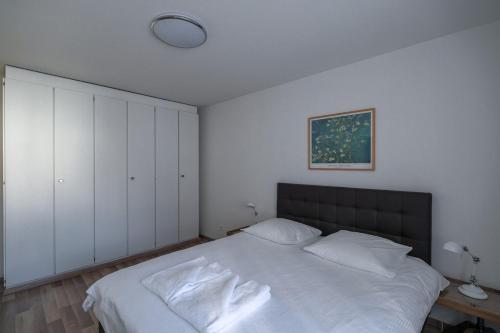 2BR flat close to lake, opera and city center - SF10, Curych (fotografie 2)