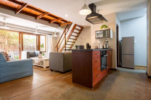 Raptors Wildlife Escapes