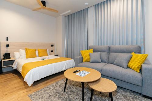 Dorm4You Arena 2 Room Type - Deluxe Double or Twin Room