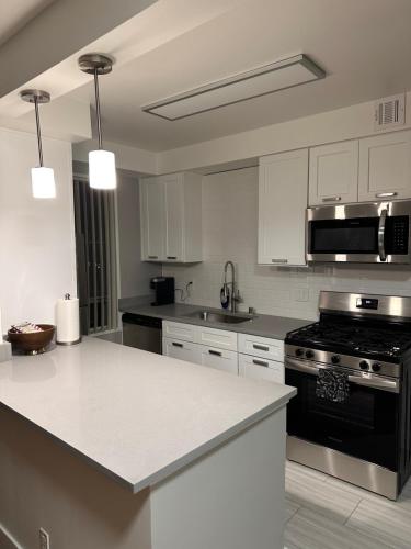 Warm and Welcoming near Museu d'Art Comtat de Los Angeles