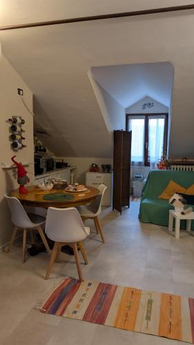 Loft64, Alba (photo 2)