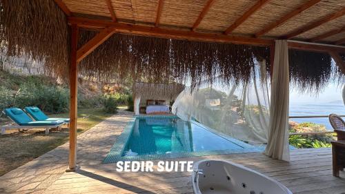Seaview Faralya Room Type - Suite with Pool View