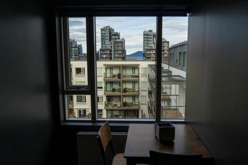 Penthouse Studio Apartment with Balcony image 7