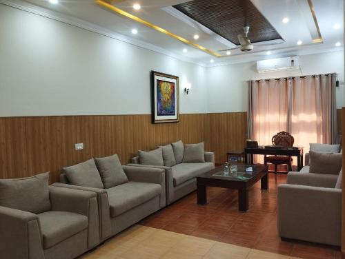 TEL Banigala Guesthouse - image 6