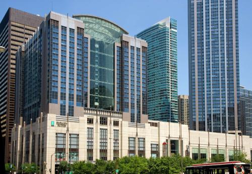 Embassy Suites by Hilton Chicago Downtown Magnificent Mile, Chicago (foto 4)