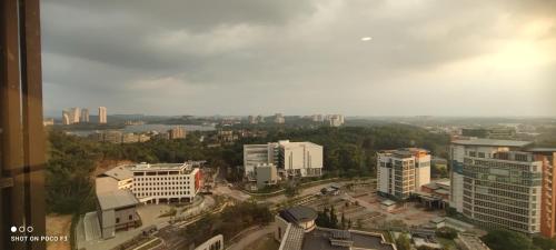 HB21-10 -Cyberjaya-Netflix-Wifi-Parking-Pool-Whole Apartment, 3128, Sepang, Selangor